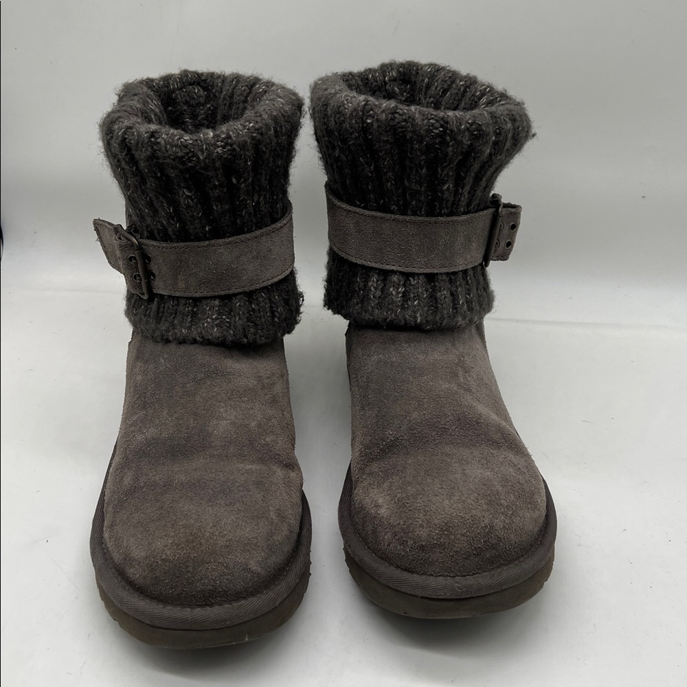 UGG CAMBRIDGE BOOTS size 7